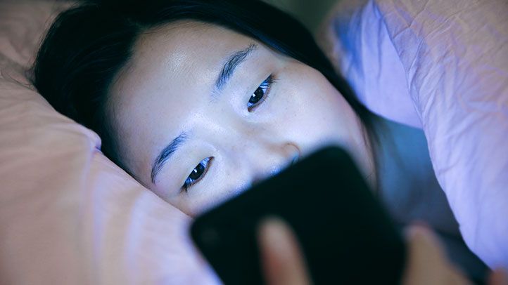 blue-light-and-our-skin